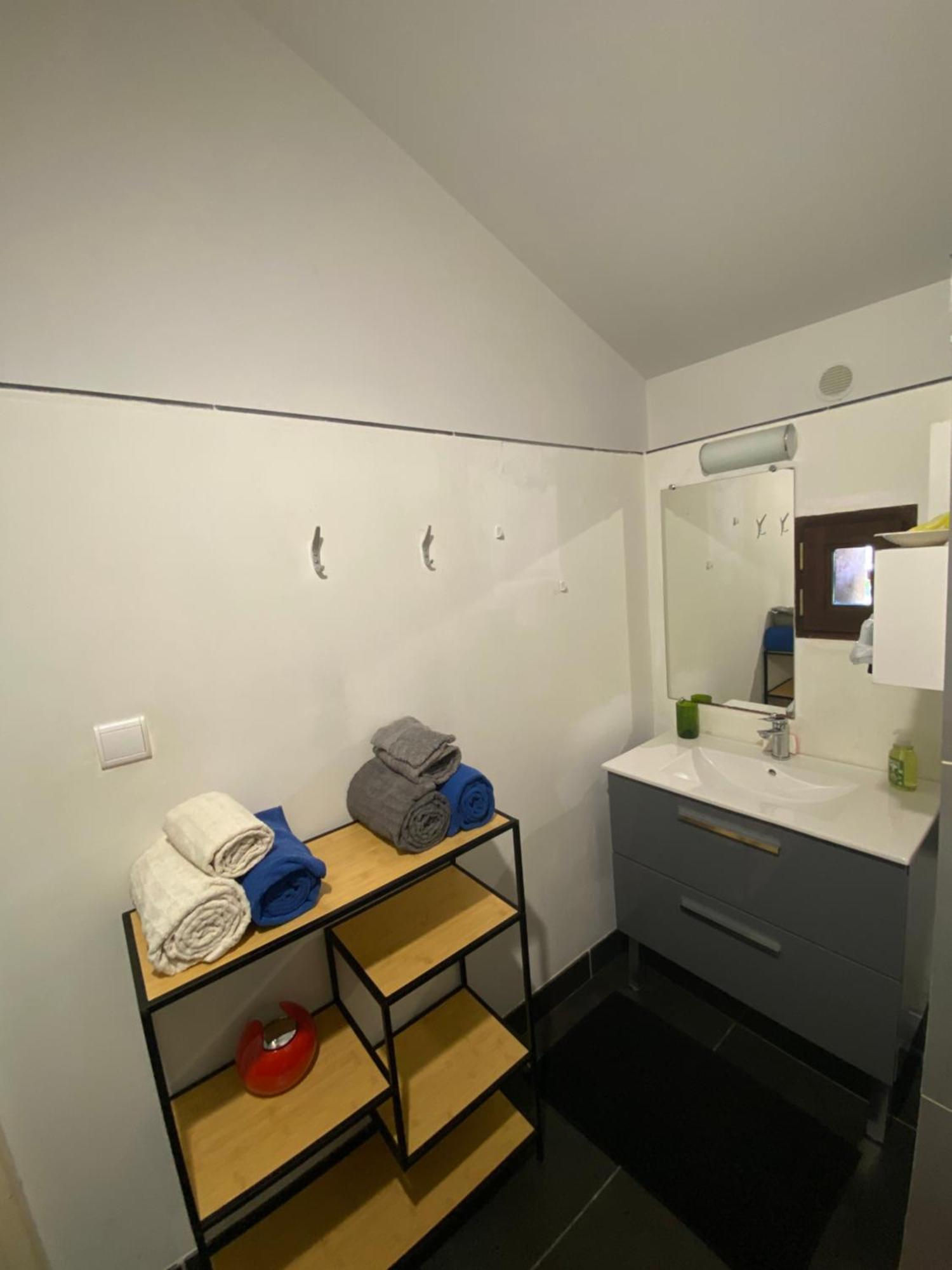 Location Gite 4 Personnes Mazeres - La Petite Maison Exteriér fotografie